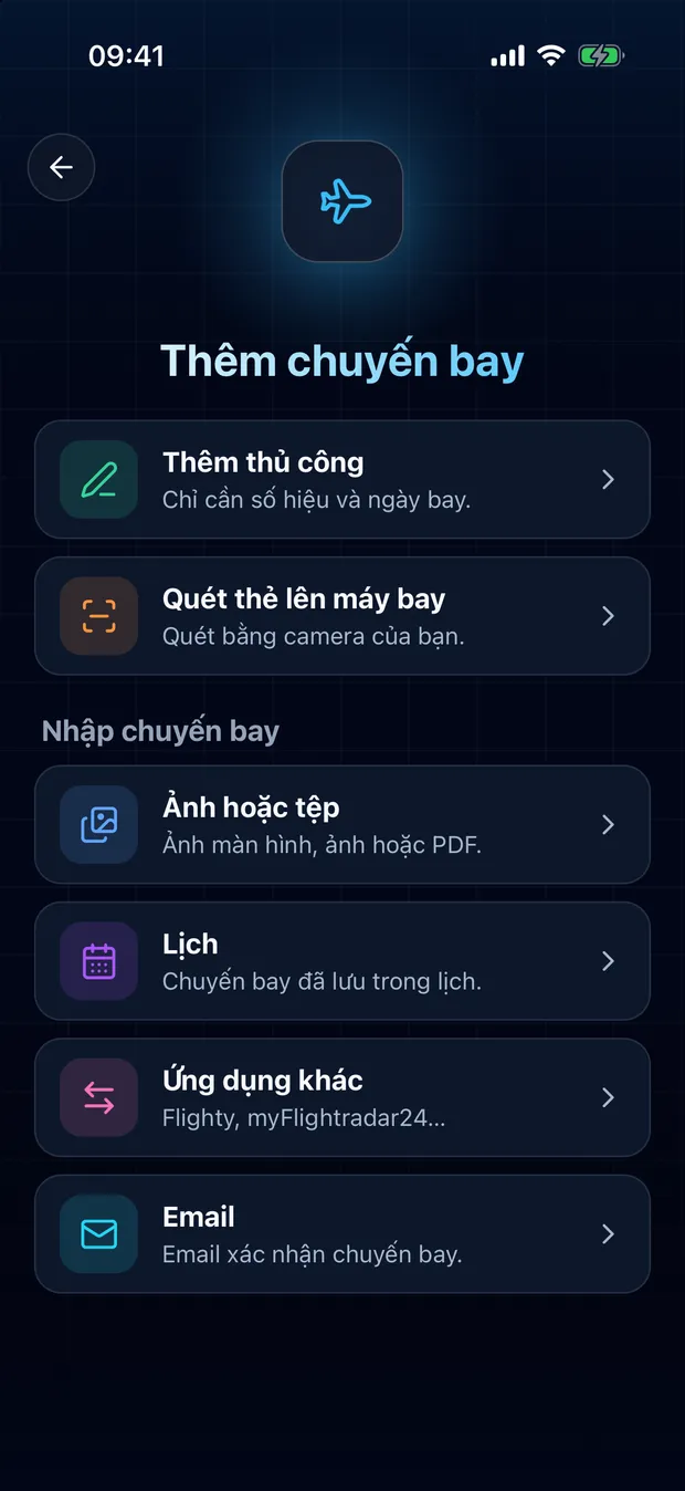 Mở FlightLog, chạm vào nút quét ở giữa thanh dưới cùng, sau đó chọn Ứng dụng khác.